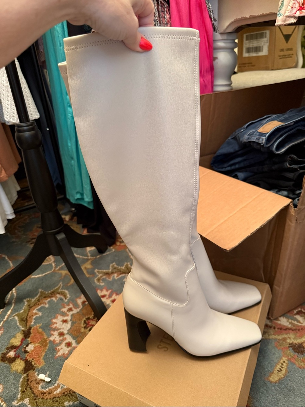 Steve Madden Cream Pointed Toe Block Heel Boots